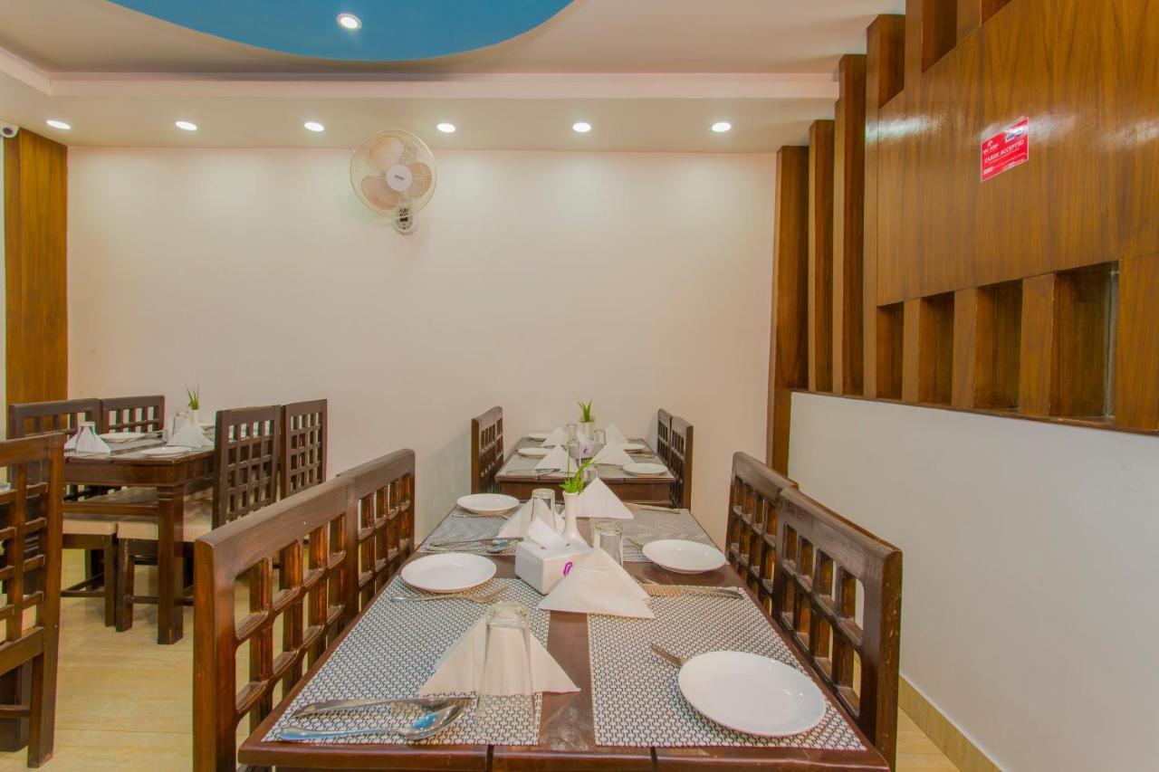 Hotel Lakeside Pvt. Ltd. Pokhara Ngoại thất bức ảnh