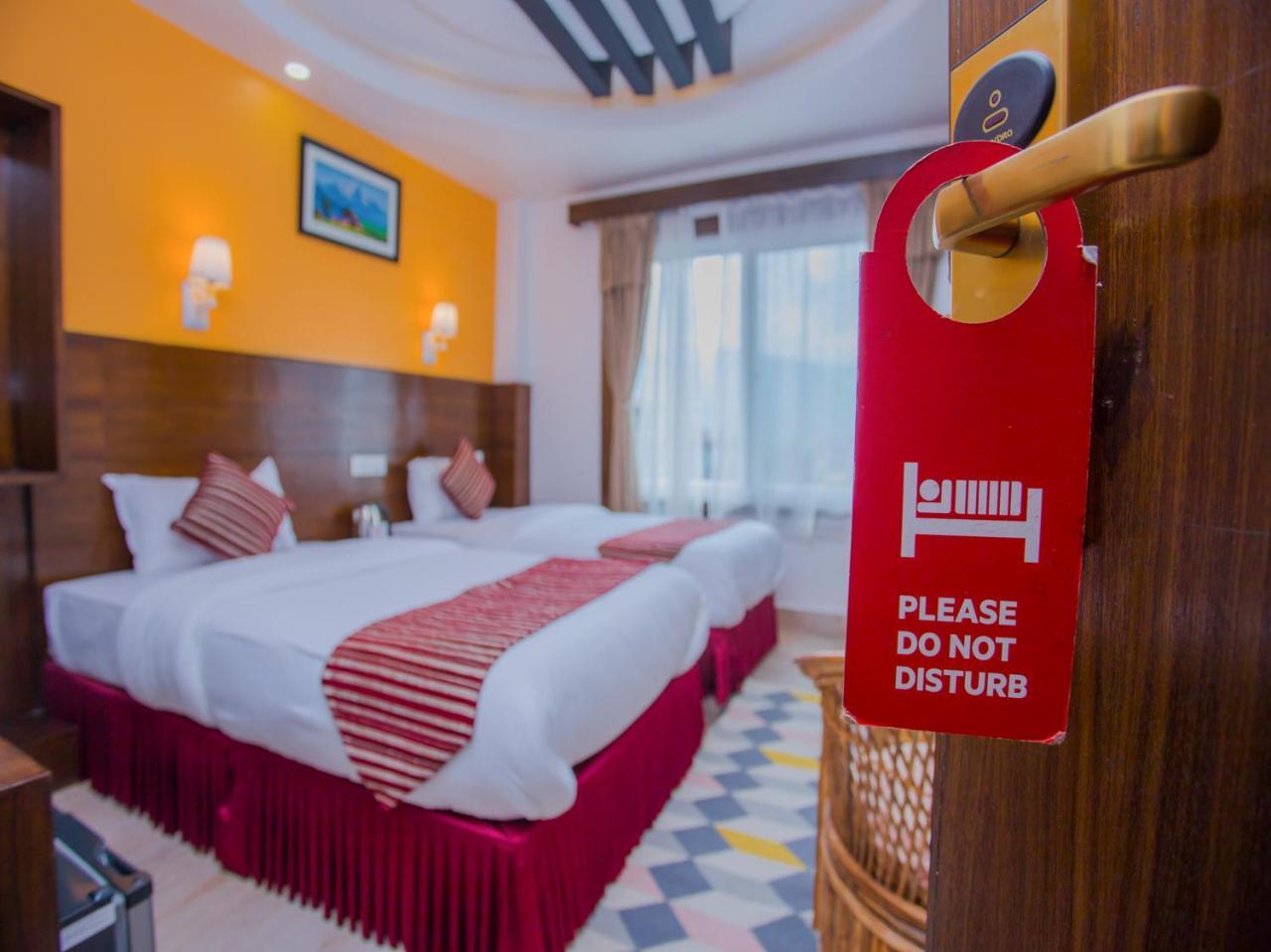 Hotel Lakeside Pvt. Ltd. Pokhara Ngoại thất bức ảnh