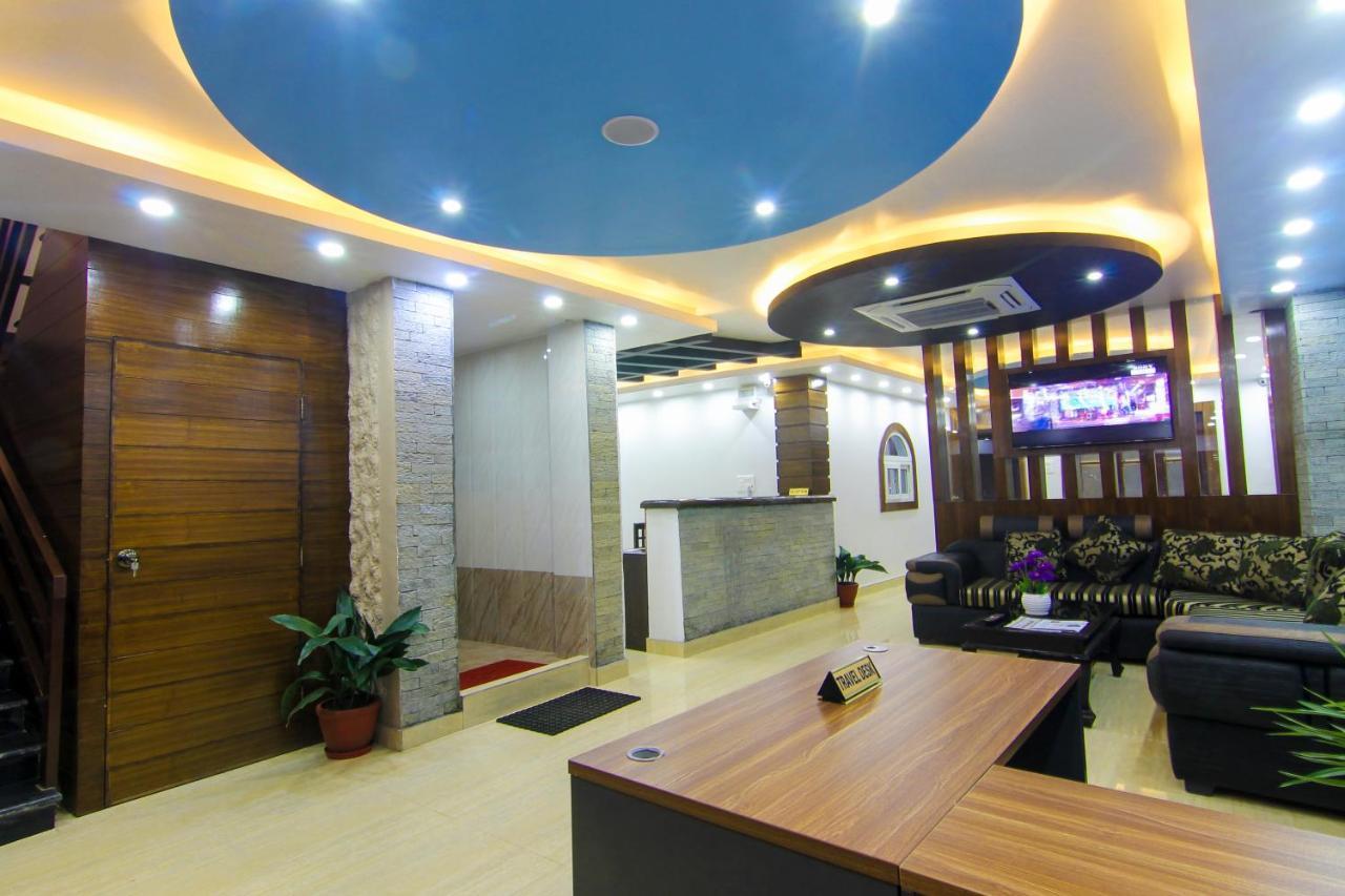 Hotel Lakeside Pvt. Ltd. Pokhara Ngoại thất bức ảnh