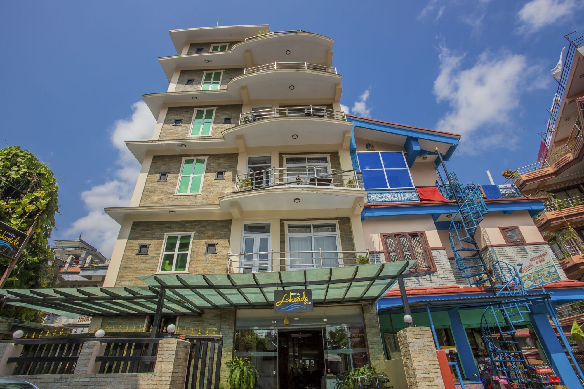 Hotel Lakeside Pvt. Ltd. Pokhara Ngoại thất bức ảnh
